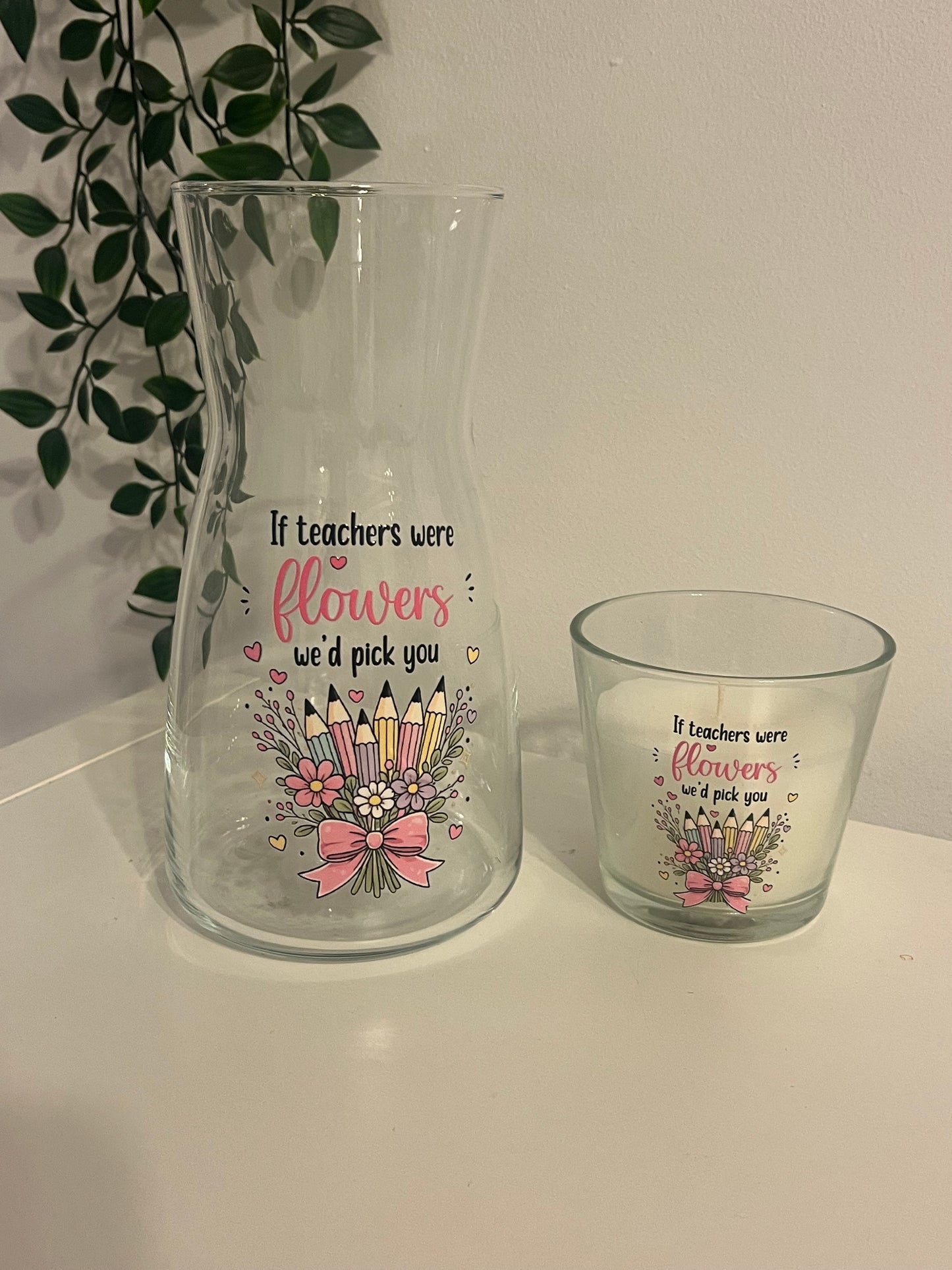 Personalised Pencil Bow Vase for teacher / Appreciation gift, Gift for teacher, flower vase, glass vase, birthday gift, personalised gift