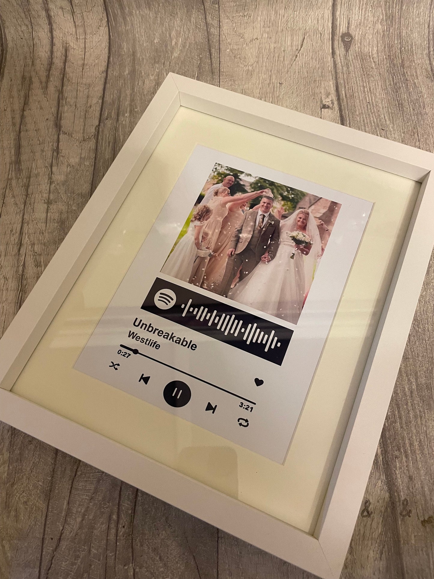 Personalised music code frame , Girlfriend gift, Boyfriend gift, Valentine’s Day present