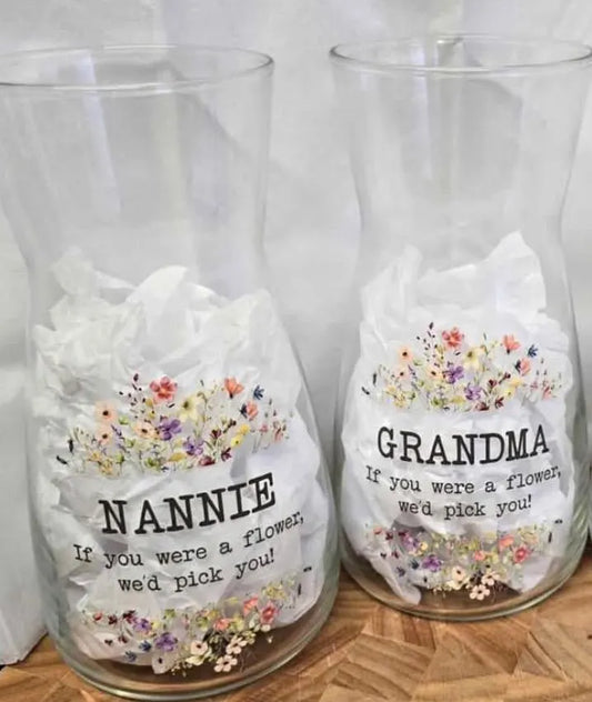 Personalised vase for mom, gift for Nan , flower vase, glass vase, birthday gift, personalised gift, Mother’s Day gift (Copy)