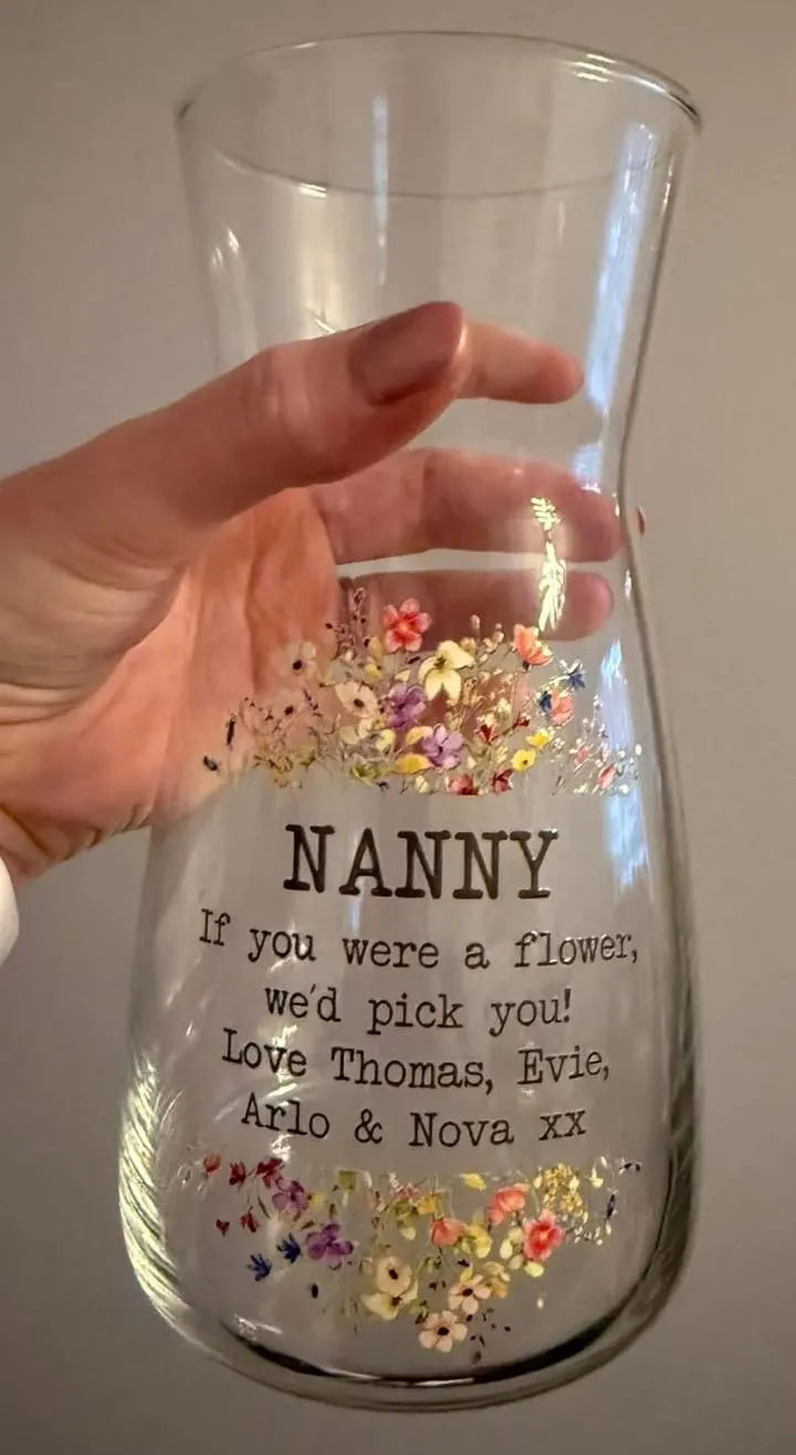 Personalised vase for mom, gift for Nan , flower vase, glass vase, birthday gift, personalised gift, Mother’s Day gift (Copy)