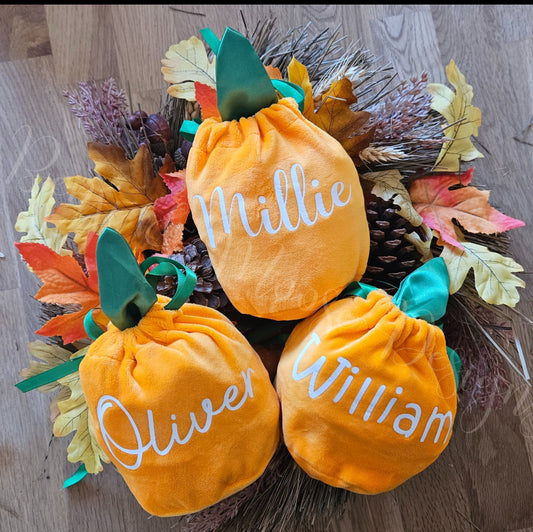 Personalised Halloween pumpkin bag, velvet pouch, velvet bags, sweet bag