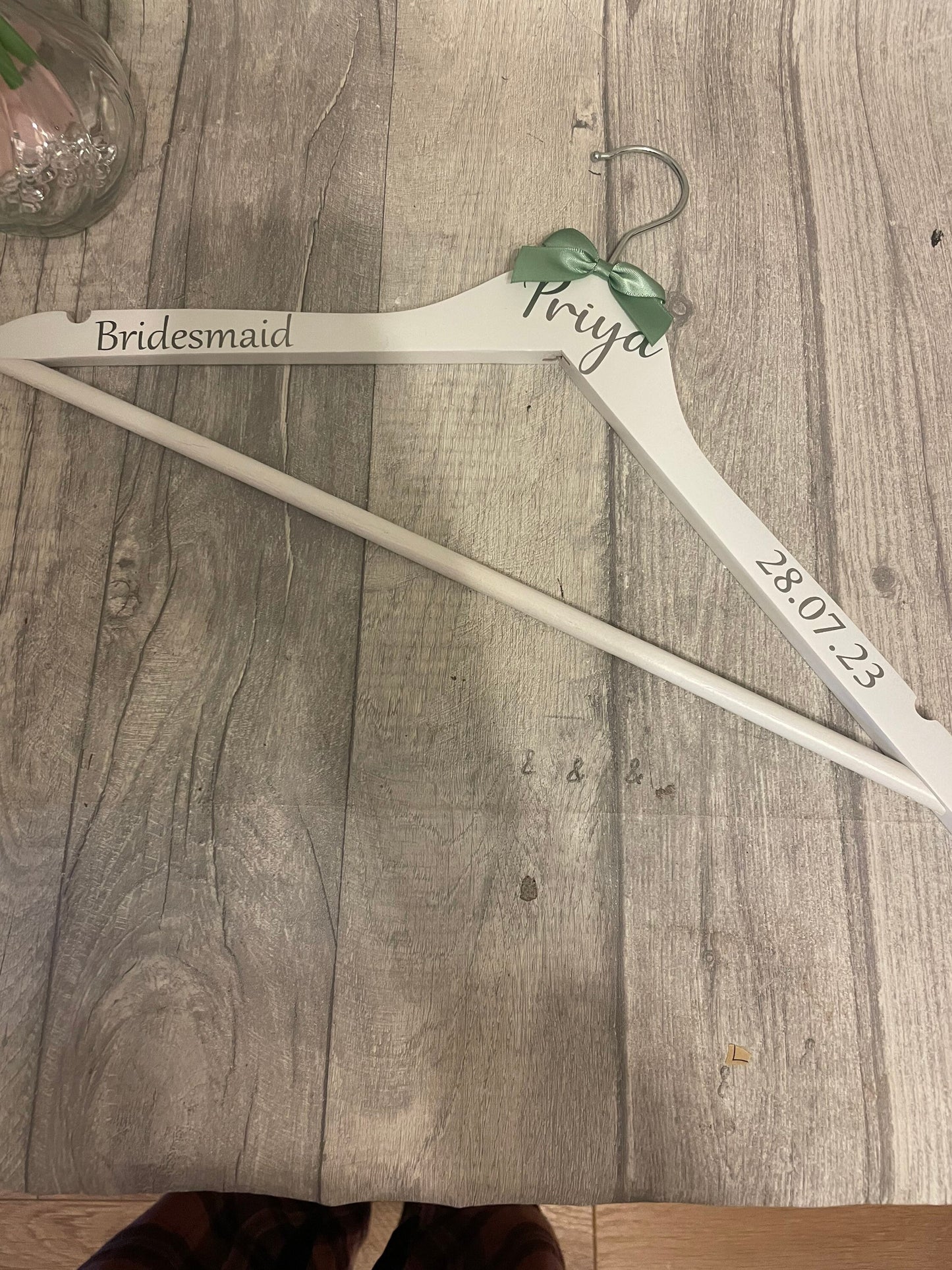 Personalised wedding hanger, bridal party hangers, bridge clothes hanger